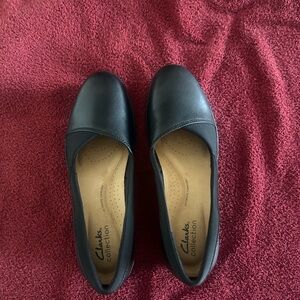 Clarks Black Women's Slip-On Flats with Cushioned Footbed
